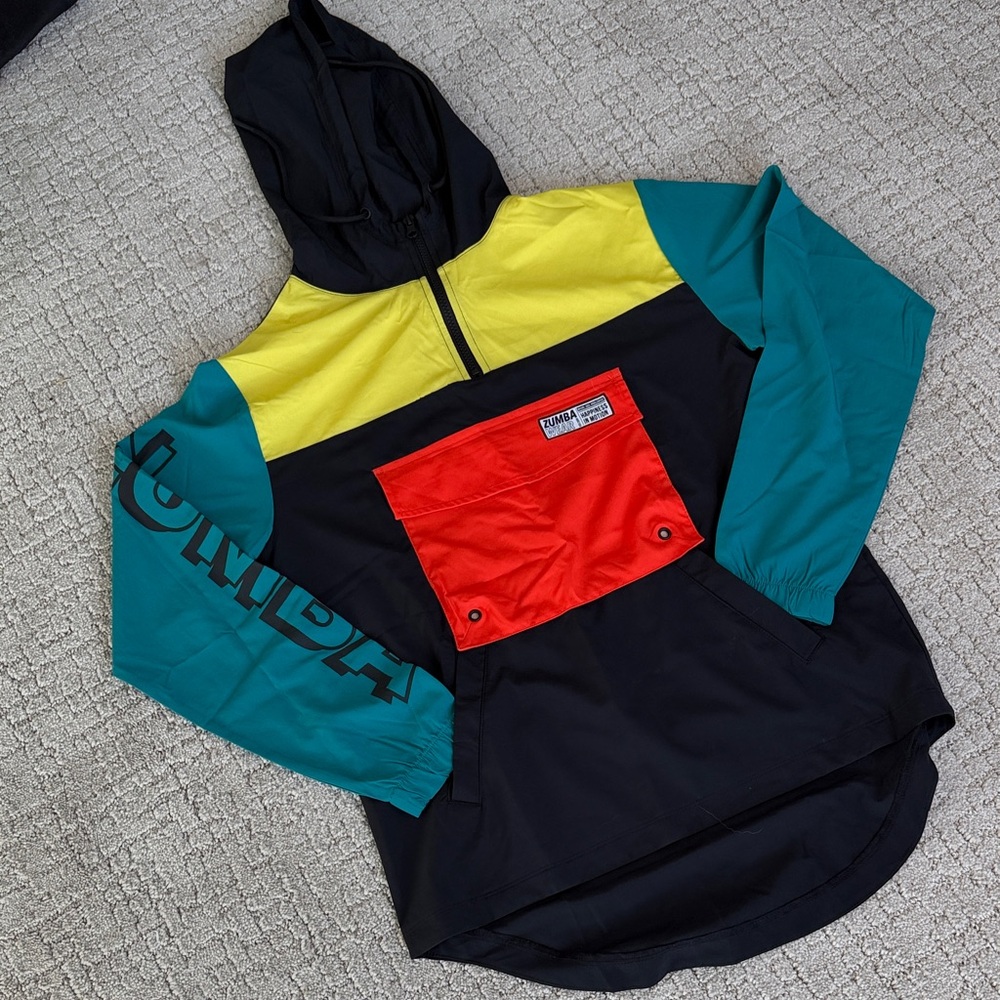 Zumba Fitness 1/4 zip windbreaker pullover